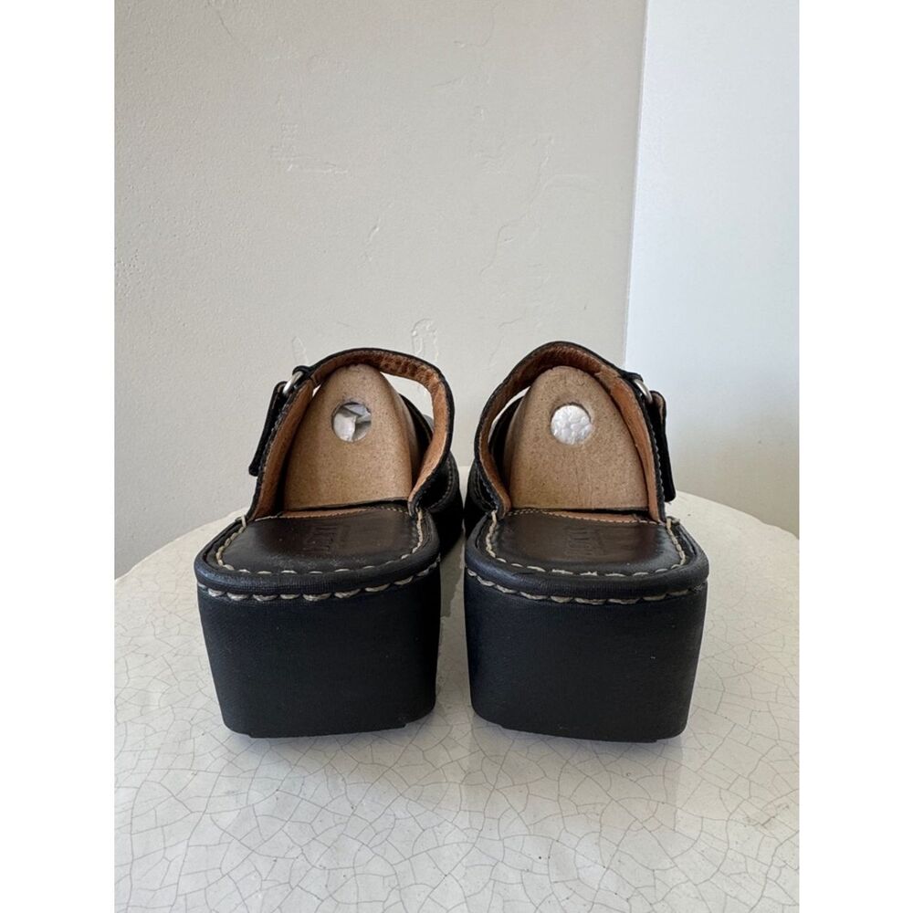 Born Y2K Black Leather Slip-On Clogs Wedge with Tan Stitching Accent Size 7 GUC - Picture 3 of 12